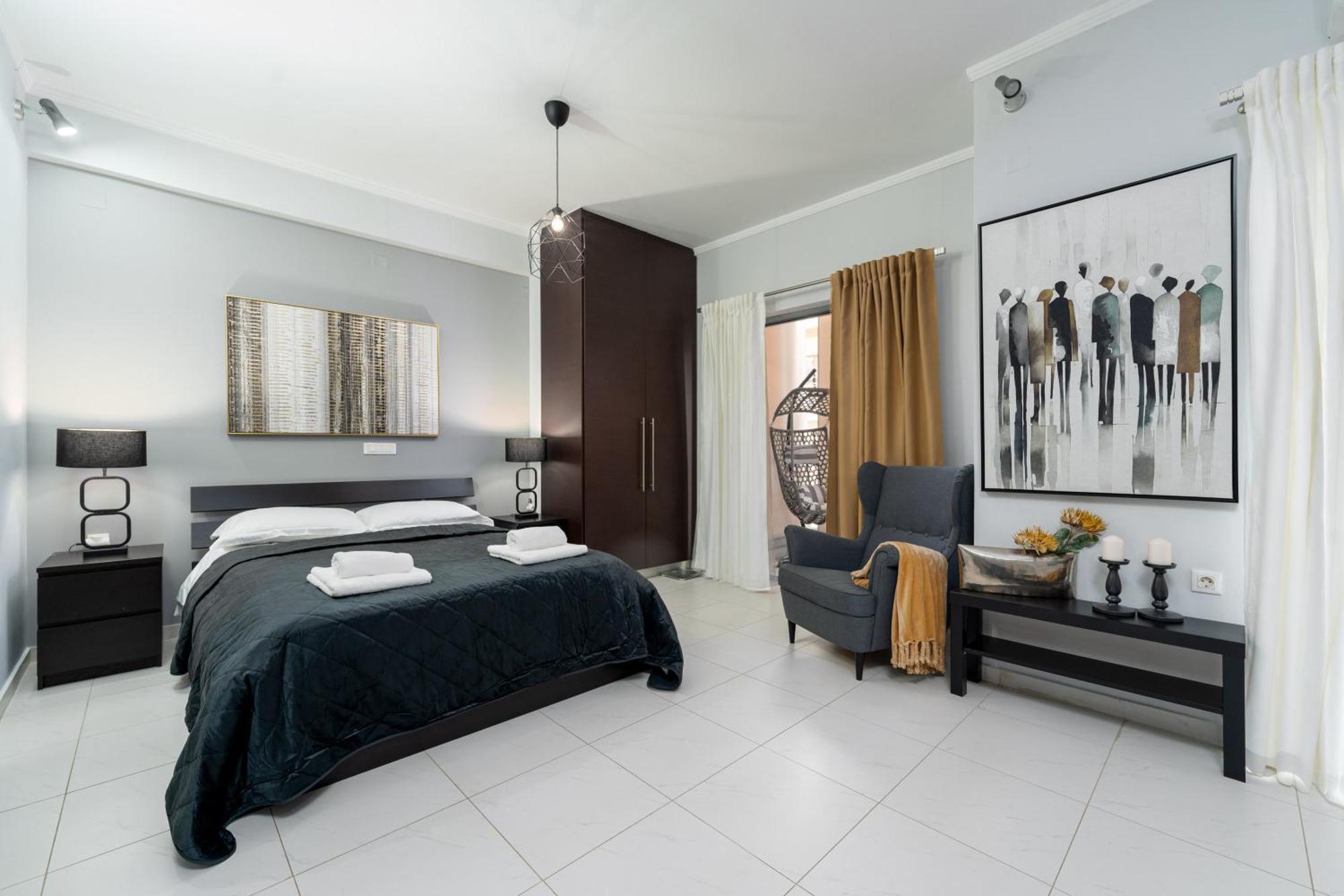 Byron Luxury Apartments Éjo Eksteriør bilde