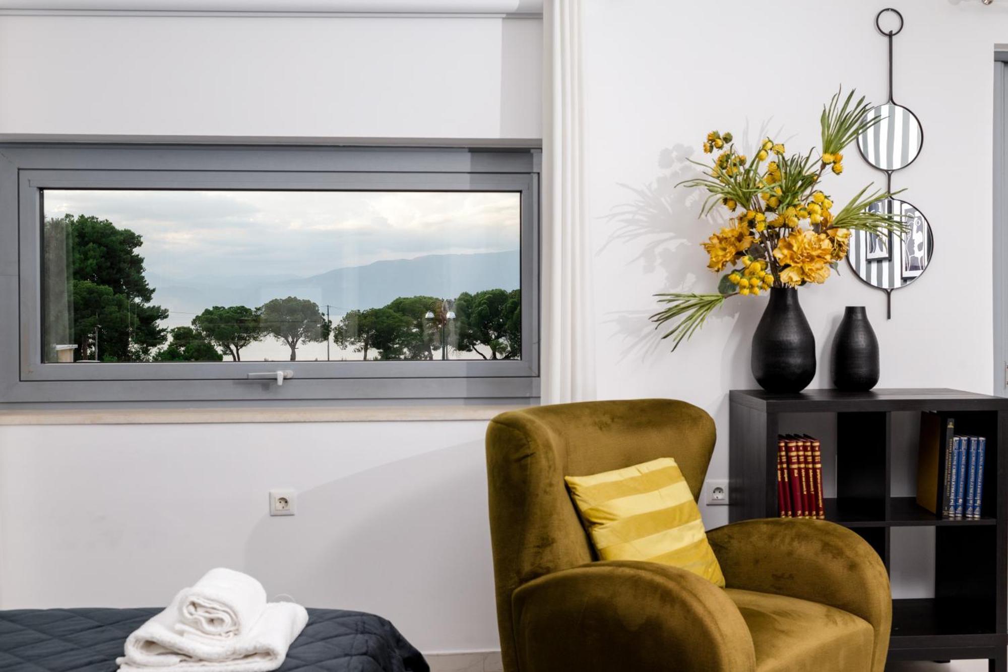 Byron Luxury Apartments Éjo Eksteriør bilde
