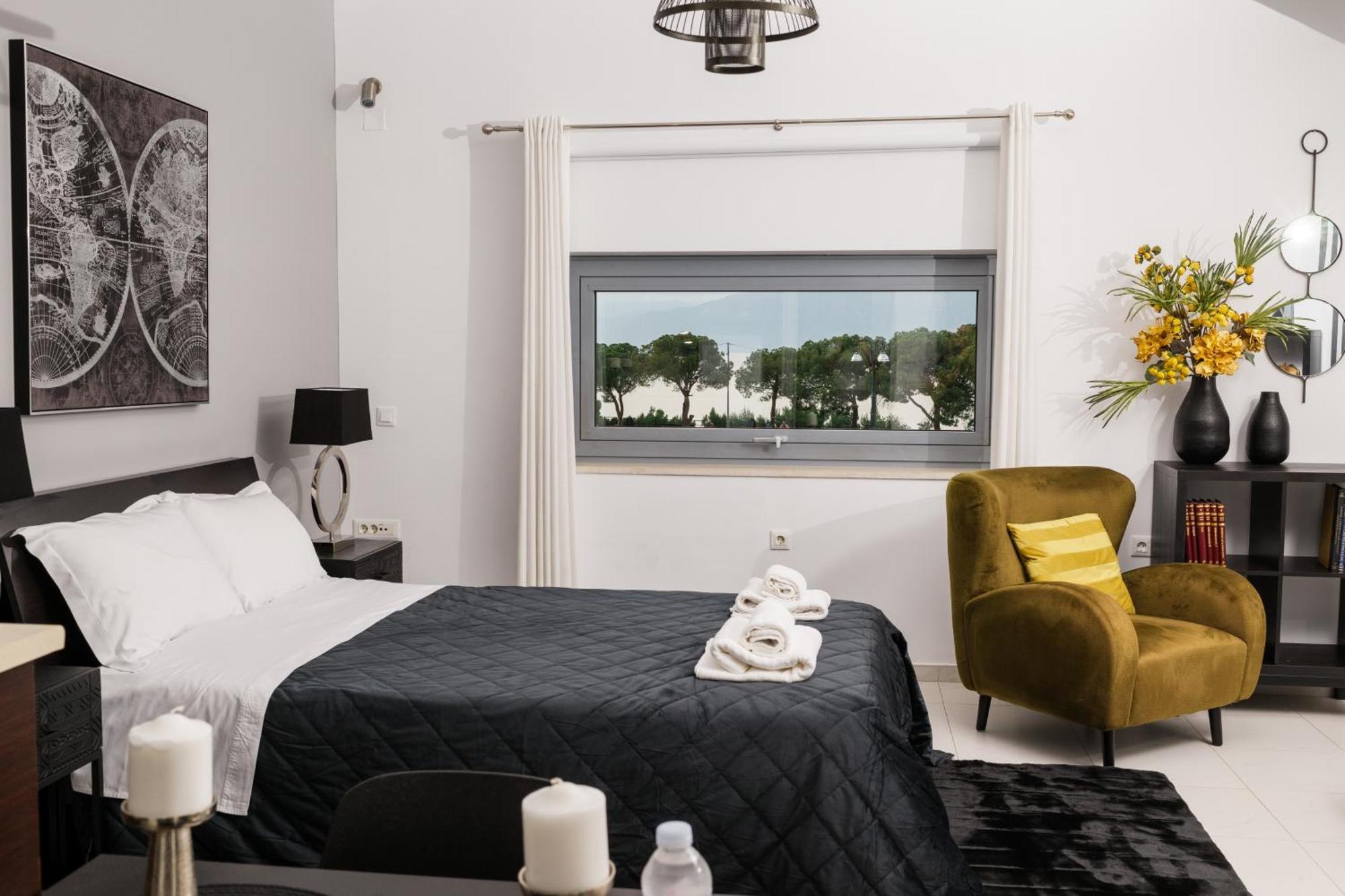 Byron Luxury Apartments Éjo Eksteriør bilde